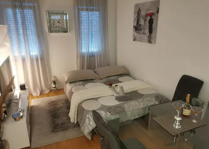 Apartment Leon *